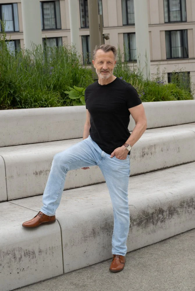 DUQE Vegan Cognac - Image 13